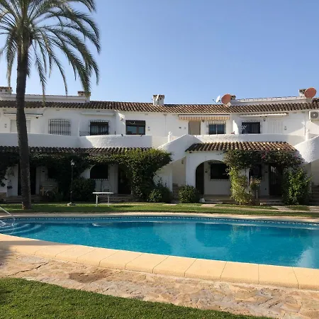 Precioso Con Piscina,cerca De La Playa *